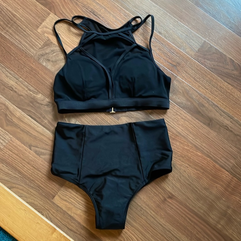 Chantay Polewear pole dance set. Black. Small.